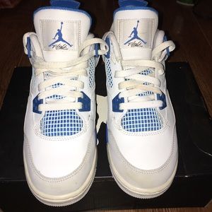 Jordan retro 4 (white and blue )